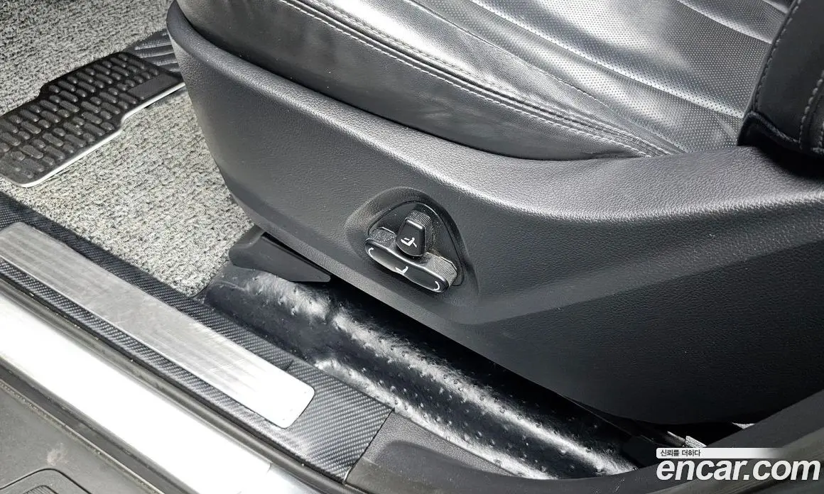 SsangYong Rexton 2018 2.2 автомат (гидро), фото 23