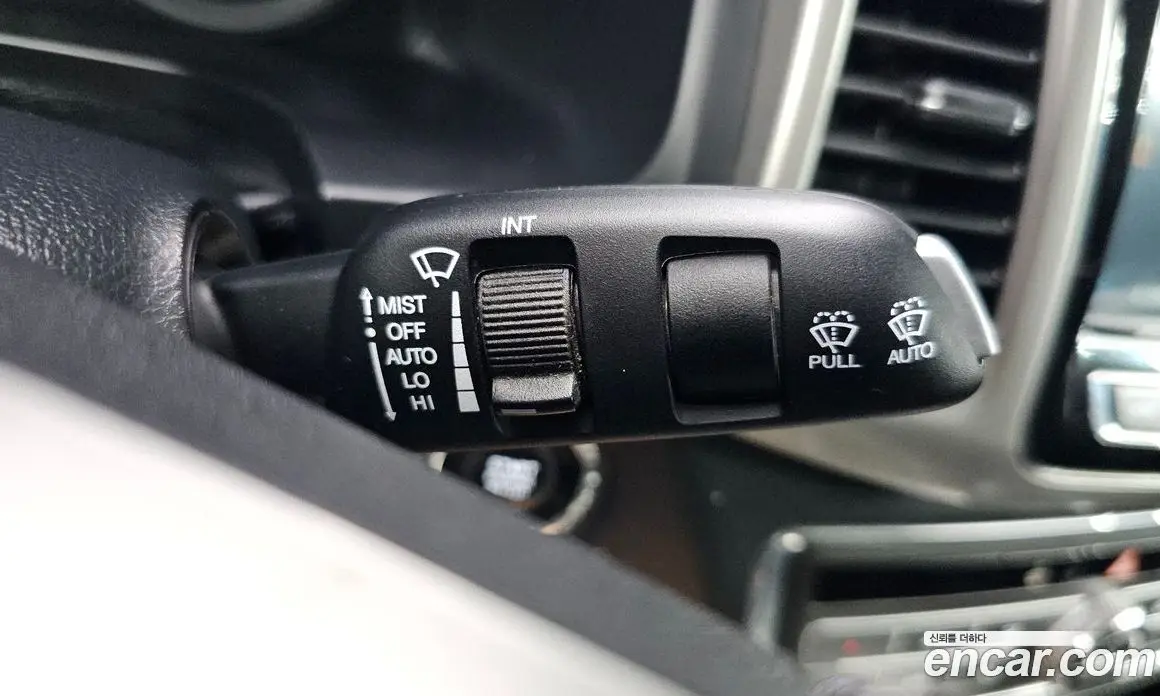 SsangYong Rexton 2018 2.2 автомат (гидро), фото 27