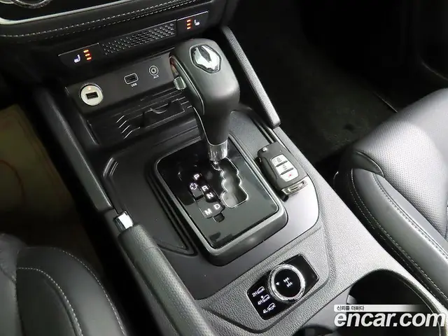 SsangYong Rexton 2020 2.2 автомат (гидро), миниатюра 9