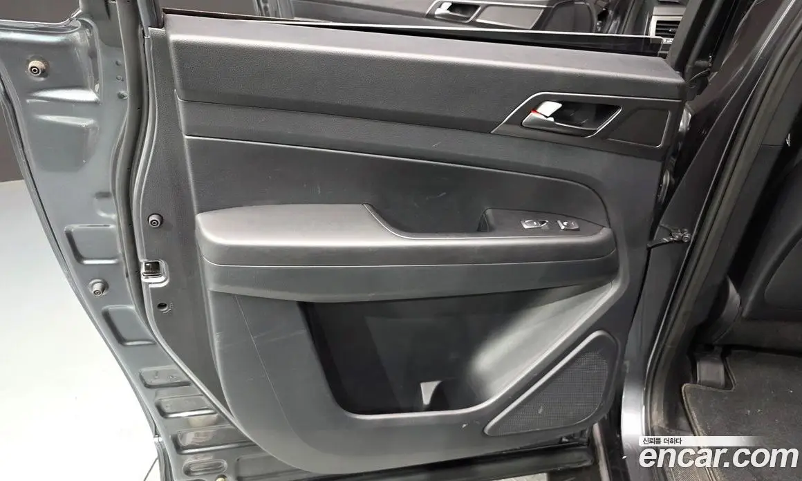 SsangYong Rexton 2023 2.2 автомат (гидро), фото 15