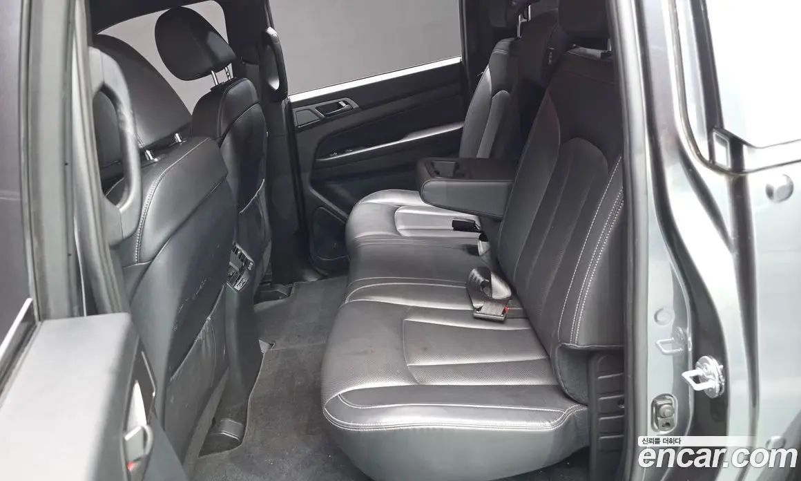 SsangYong Rexton 2023 2.2 автомат (гидро), фото 18