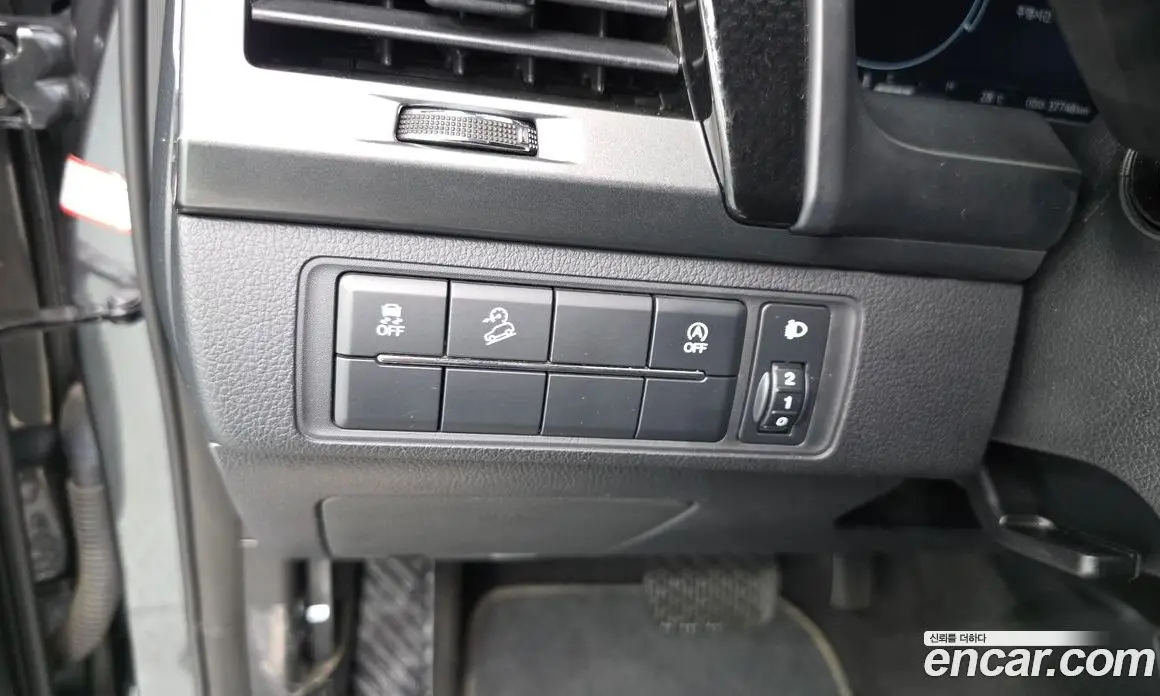 SsangYong Rexton 2023 2.2 автомат (гидро), фото 25