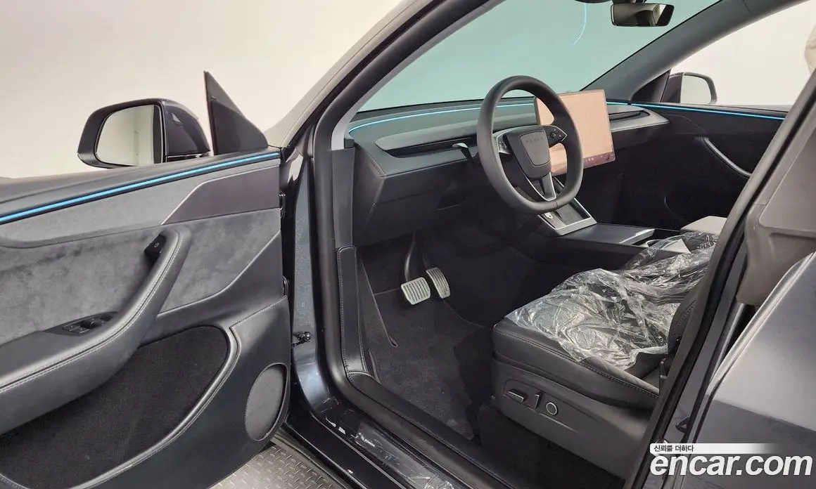 Tesla Model Y 2025 0.2 автомат (гидро), фото 13 Tesla Model Y 2025 0.2 автомат (гидро), фото 13