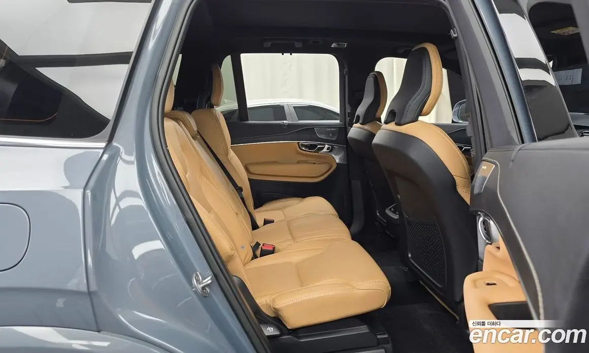Volvo XC90 2022 2.0 автомат (гидро), фото 12