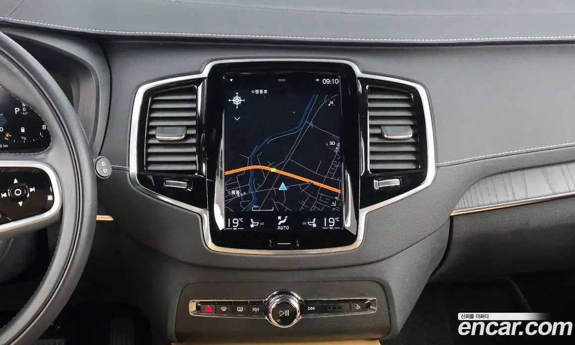 Volvo XC90 2022 2.0 автомат (гидро), фото 14