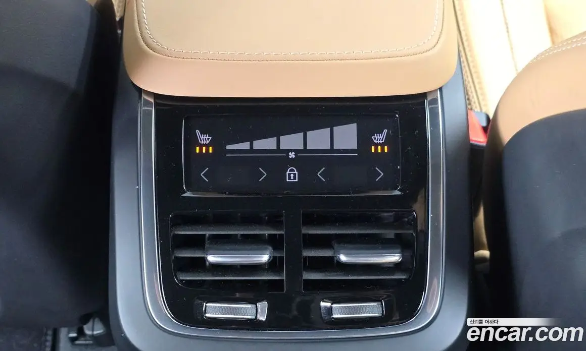 Volvo XC90 2022 2.0 автомат (гидро), фото 19