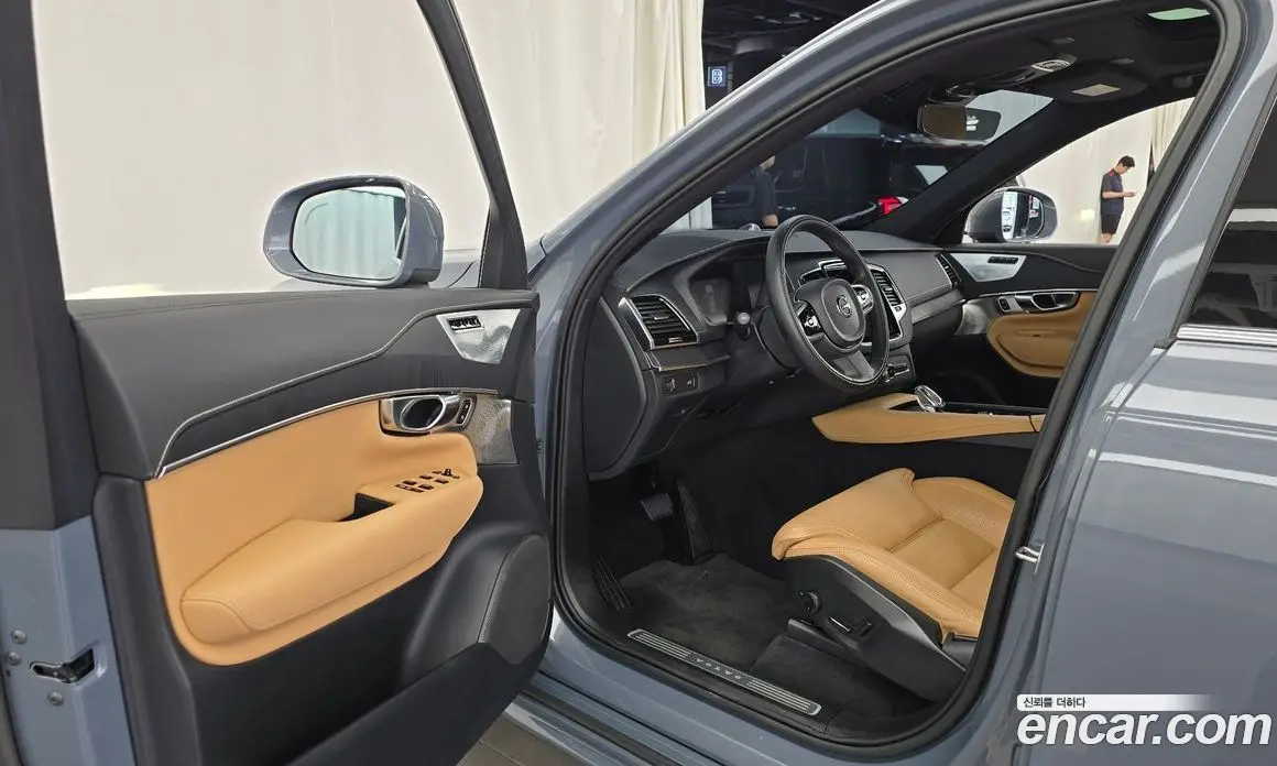 Volvo XC90 2022 2.0 автомат (гидро), фото 10