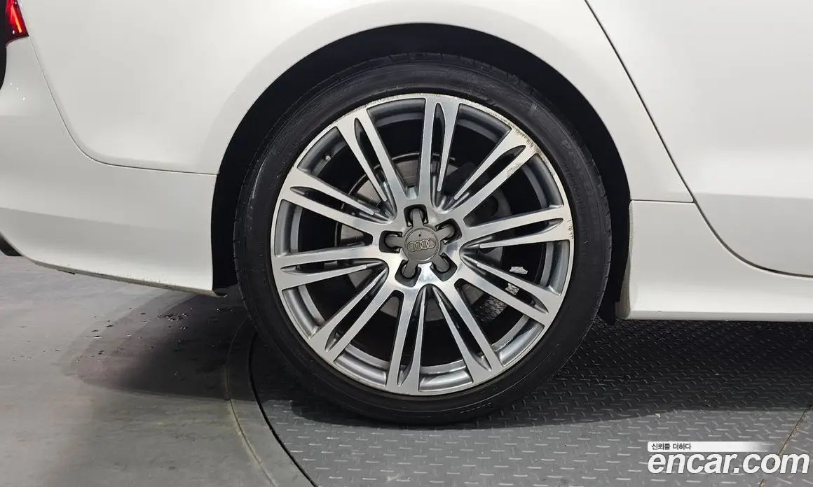 Audi A7 2012 3.0 автомат (гидро), фото 5