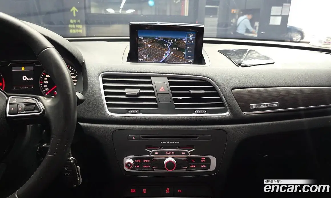 Audi Q3 2014 2.0 автомат (гидро), фото 14