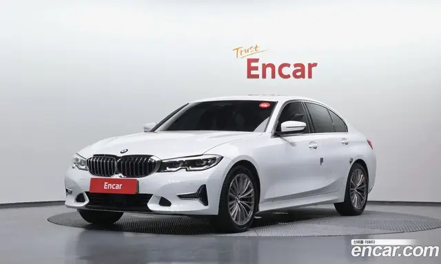BMW 3 серия, 2021, 80 309 км