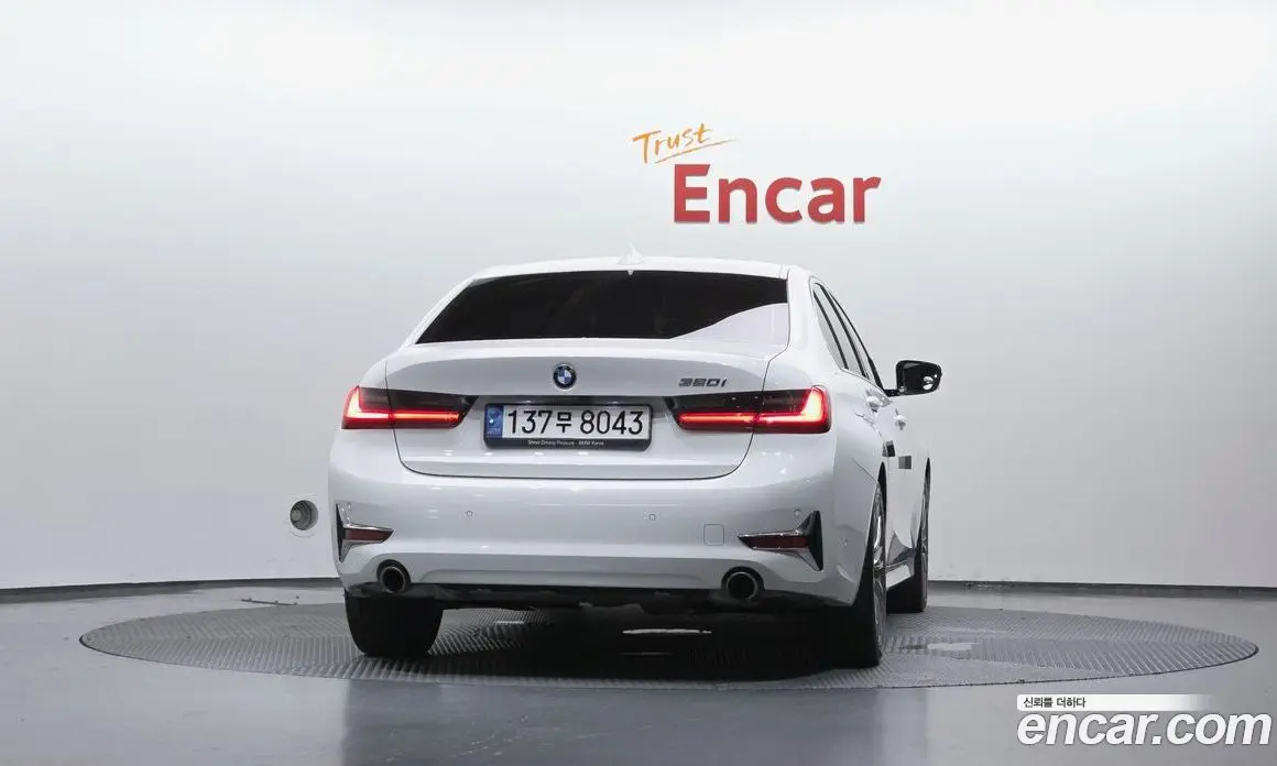 BMW 3 серия 2021 2.0 автомат (гидро), фото 4