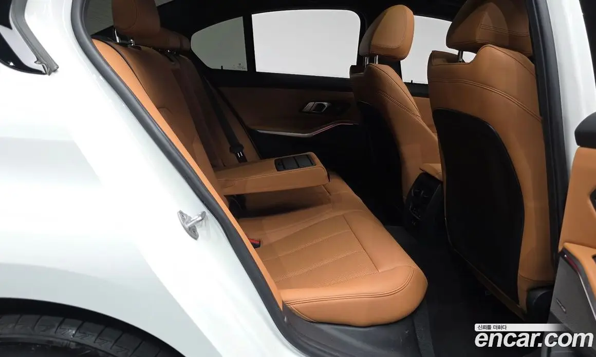 BMW 3 серия 2025 2.0 автомат (гидро), фото 17