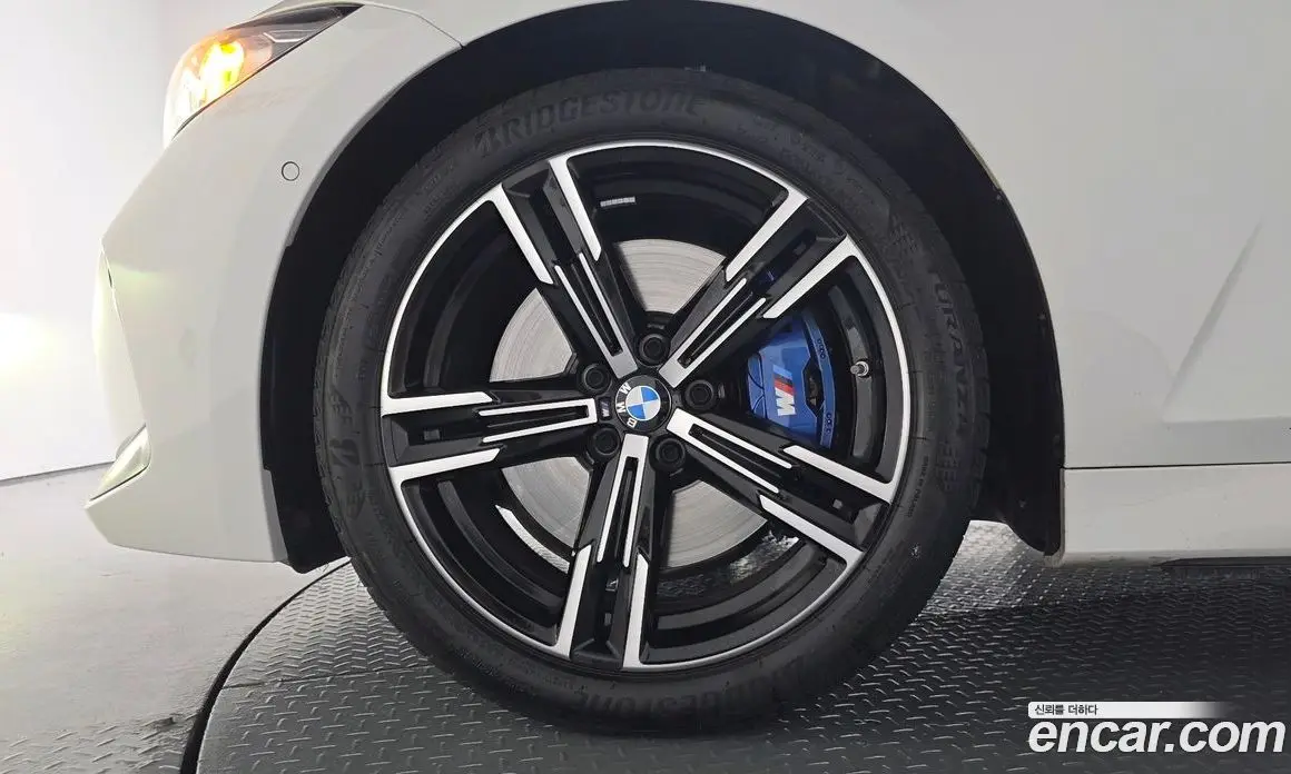 BMW 3 серия 2025 2.0 автомат (гидро), фото 5