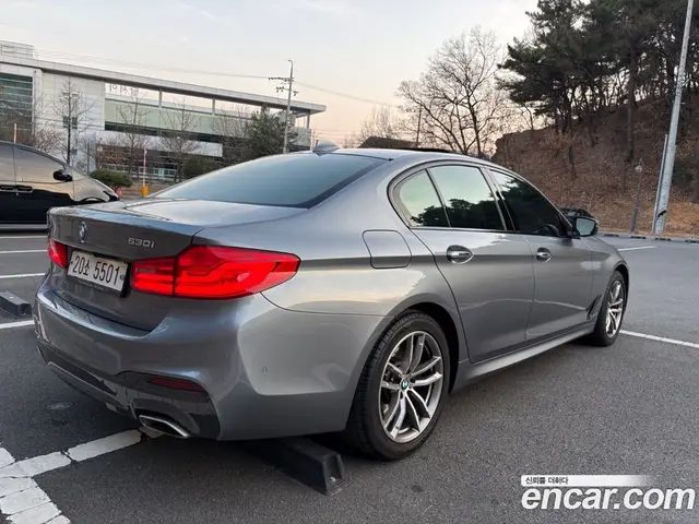 BMW 5 серия 2017 2.0 автомат (гидро), миниатюра 7