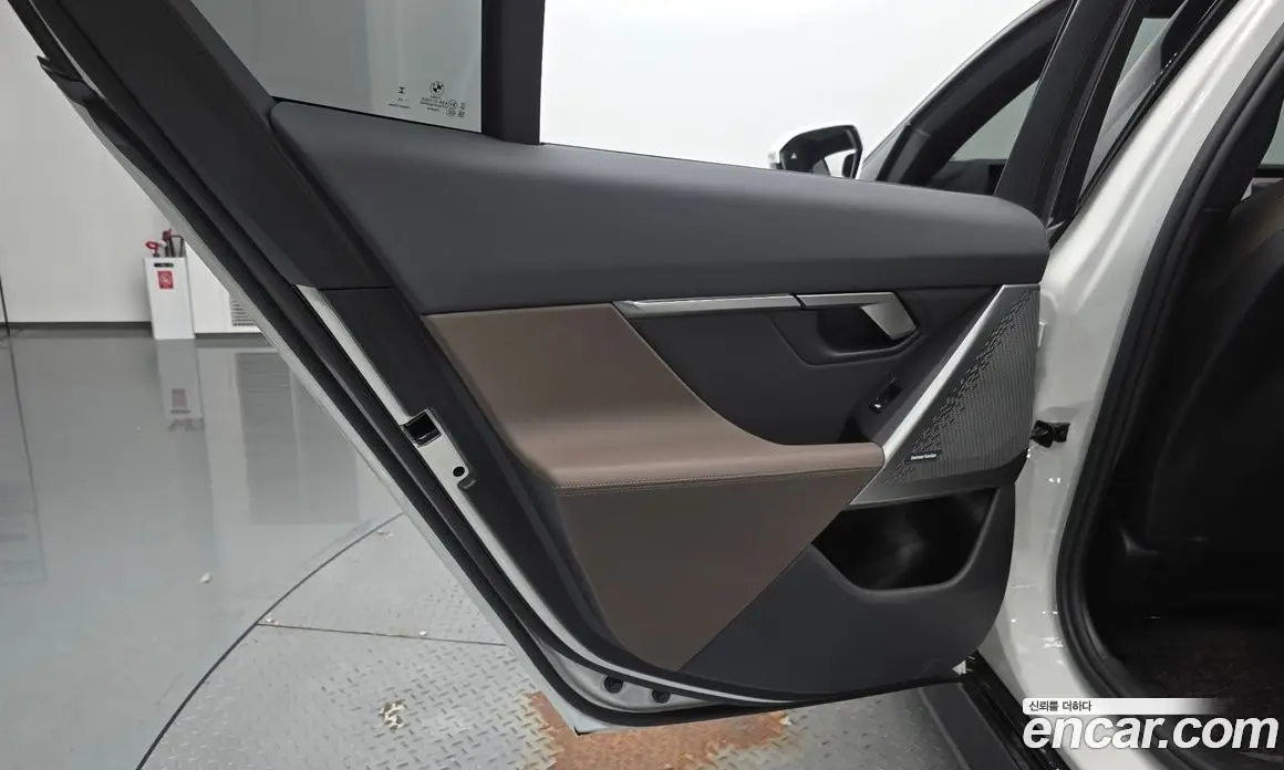 BMW 5 серия 2023 2.0 автомат (гидро), фото 14