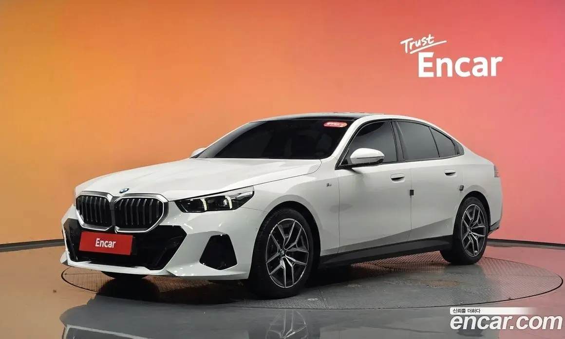 BMW 5 серия 2023 2.0 автомат (гидро), фото 33