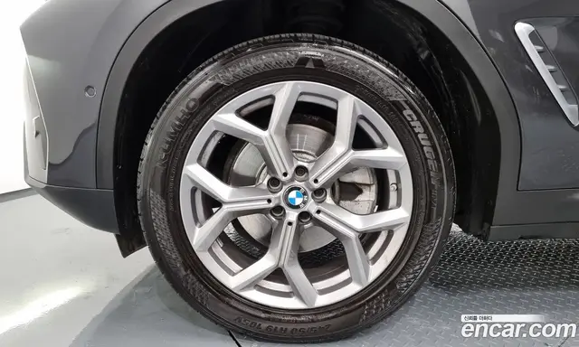 BMW X4 2023 2.0 автомат (гидро), миниатюра 5