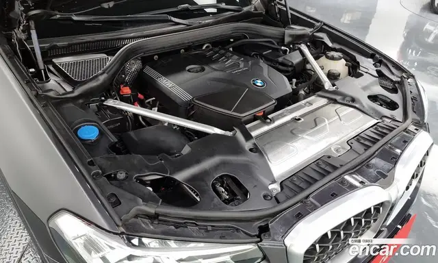 BMW X4 2023 2.0 автомат (гидро), миниатюра 6