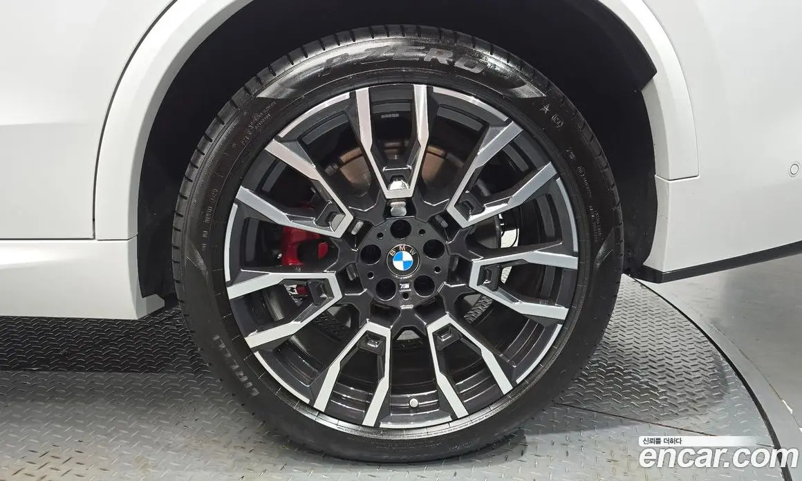 BMW X5 2025 3.0 автомат (гидро), фото 6