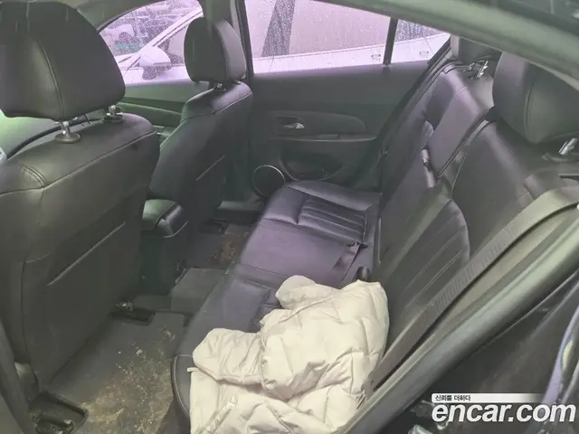 Chevrolet Cruze 2011 1.8 автомат (гидро), миниатюра 6