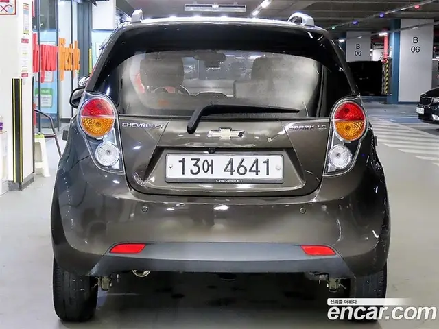 Chevrolet Spark 2012 1.0 автомат (гидро), миниатюра 9