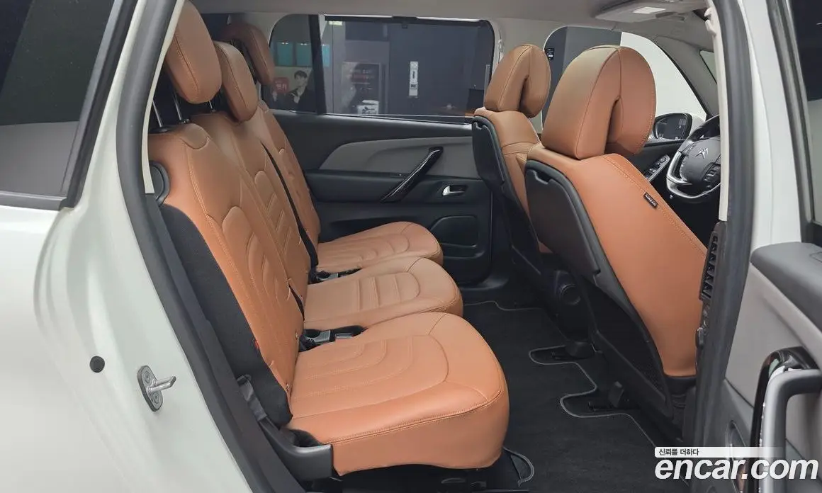Citroen C4 Spacetourer 2019 1.5 автомат (гидро), фото 16 Citroen C4 Spacetourer 2019 1.5 автомат (гидро), фото 16