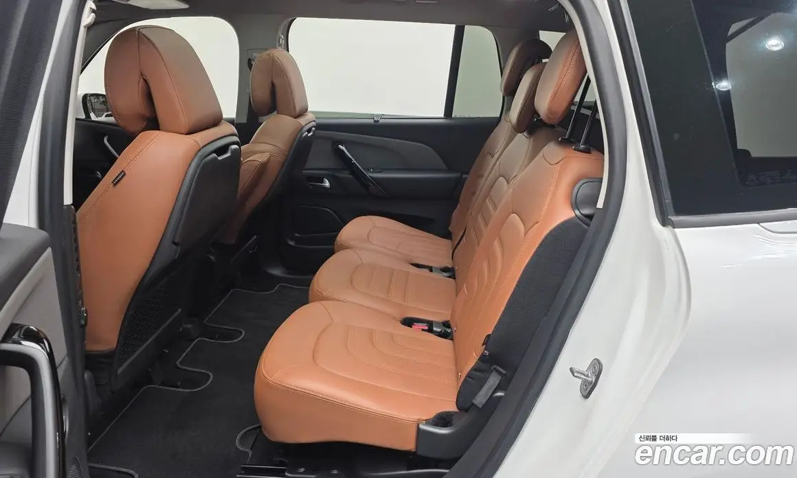 Citroen C4 Spacetourer 2019 1.5 автомат (гидро), фото 18 Citroen C4 Spacetourer 2019 1.5 автомат (гидро), фото 18