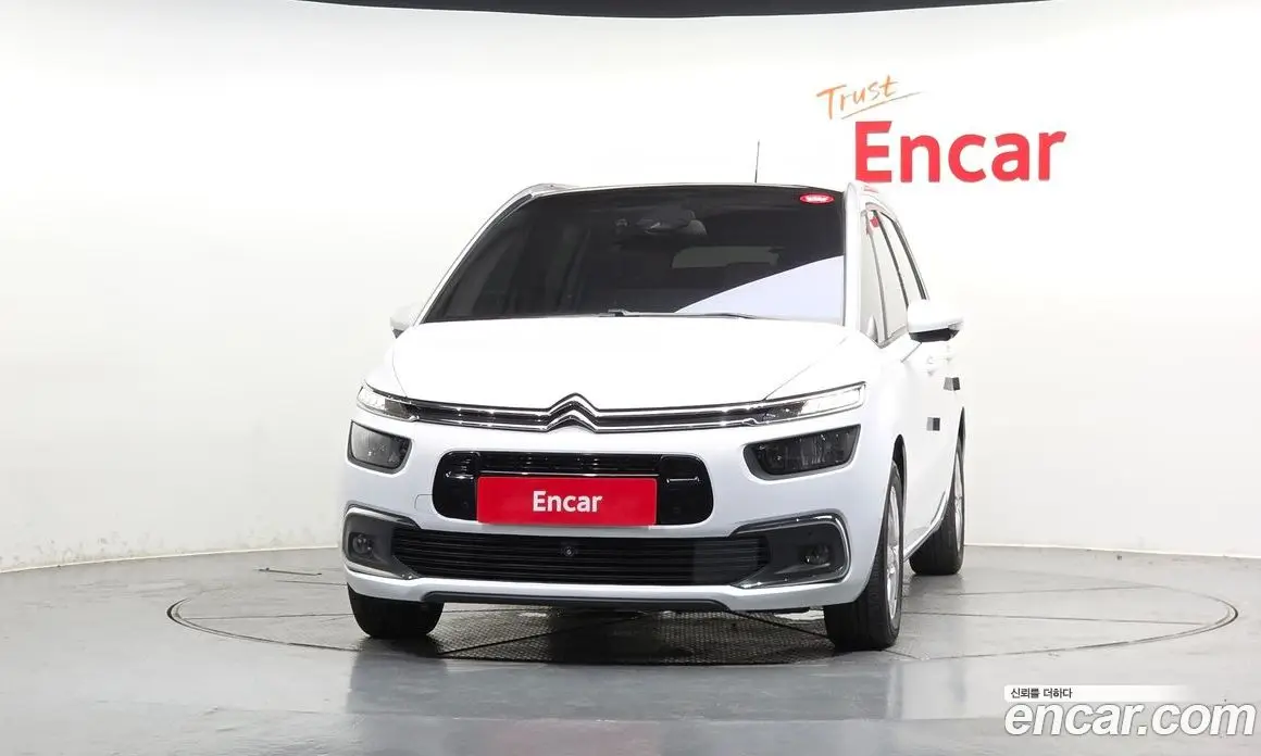 Citroen C4 Spacetourer 2019 1.5 автомат (гидро), фото 3 Citroen C4 Spacetourer 2019 1.5 автомат (гидро), фото 3