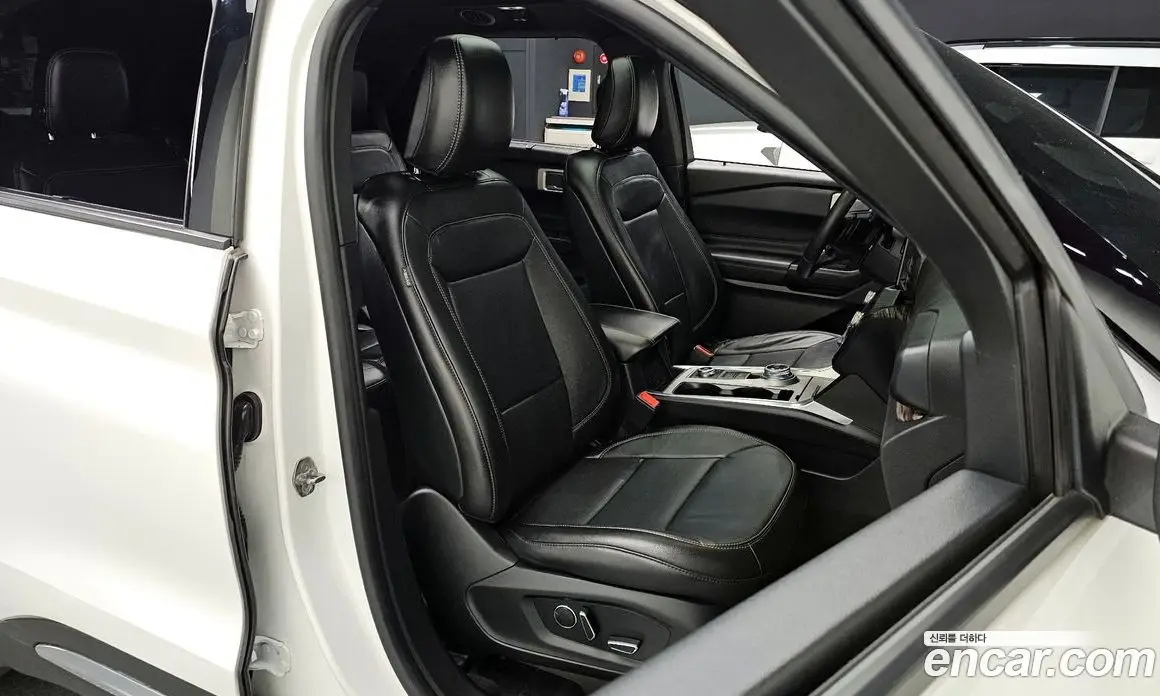 Ford Explorer 2019 2.3 автомат (гидро), фото 20