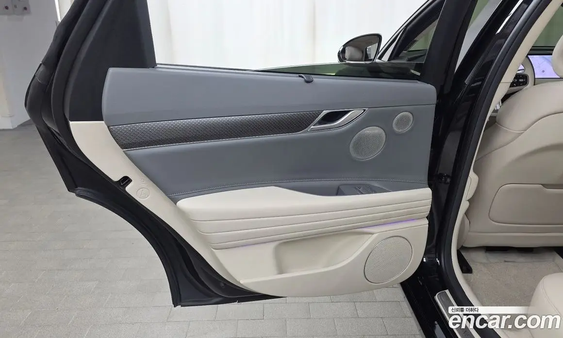 Genesis G80 2025 2.5 автомат (гидро), фото 15