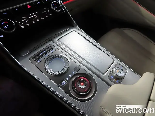 Genesis GV80 2020 3.0 автомат (гидро), миниатюра 12