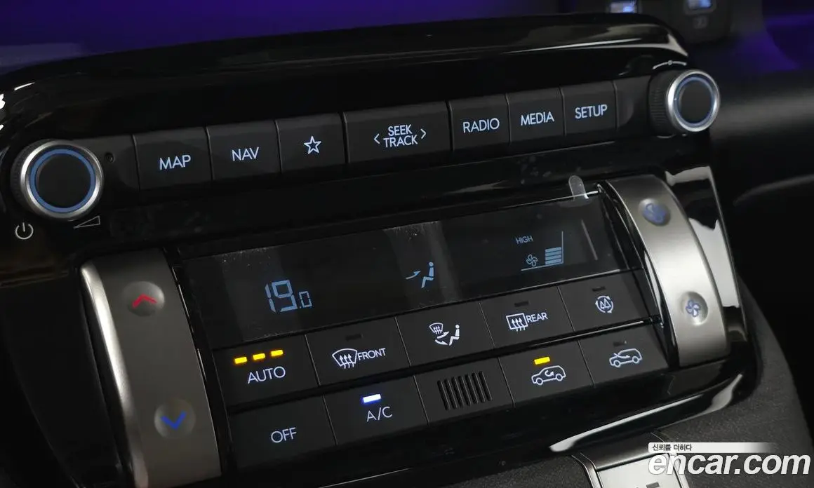 Hyundai Casper 2022 1.0 автомат (гидро), фото 18