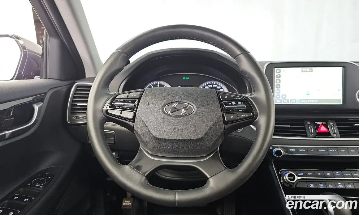 Hyundai Grandeur 2017 3.0 автомат (гидро), фото 13