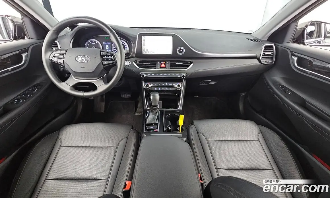 Hyundai Grandeur 2017 3.0 автомат (гидро), фото 7