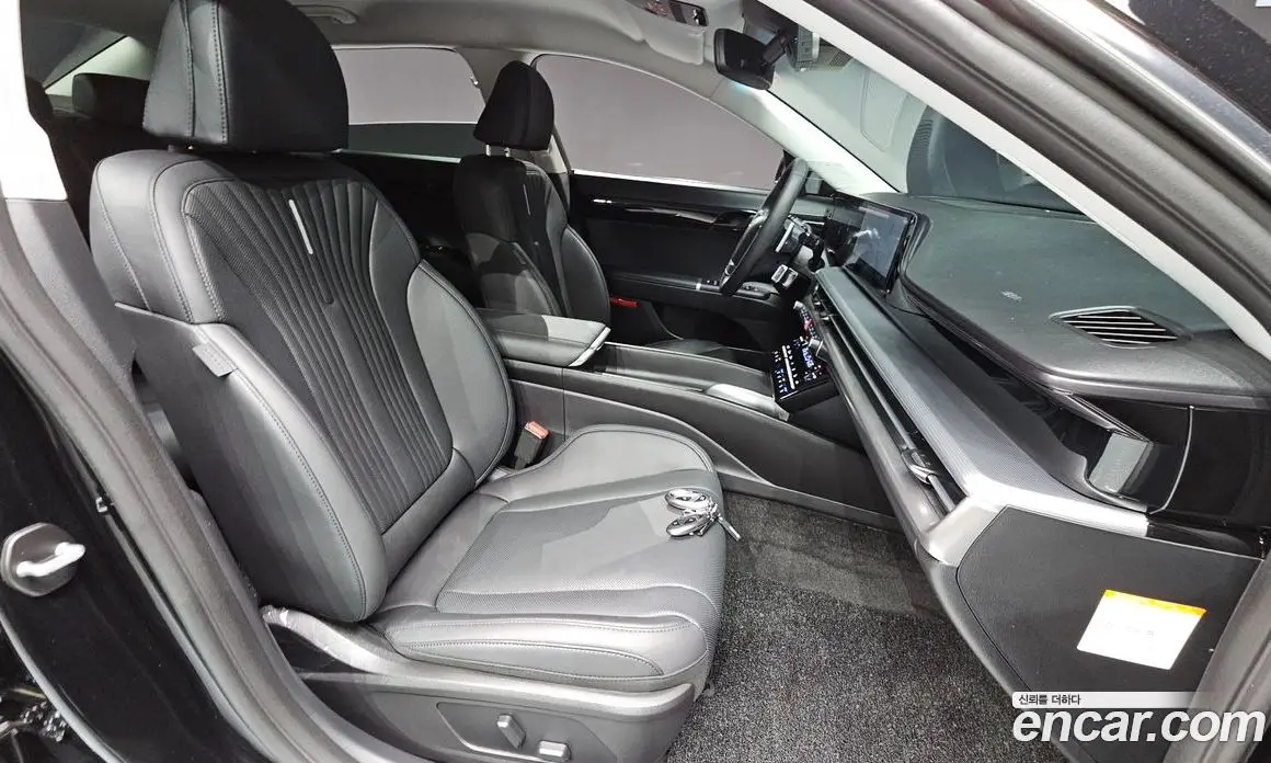 Hyundai Grandeur 2025 1.6 автомат (гидро), фото 13