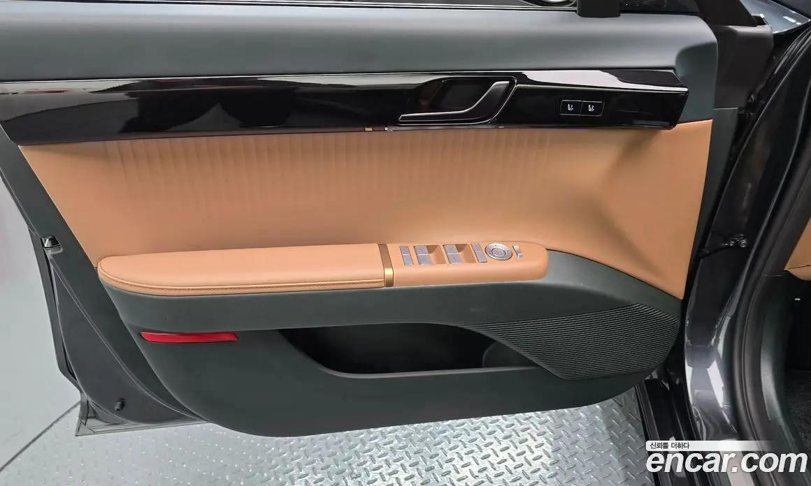 Hyundai Grandeur 2025 1.6 автомат (гидро), фото 14