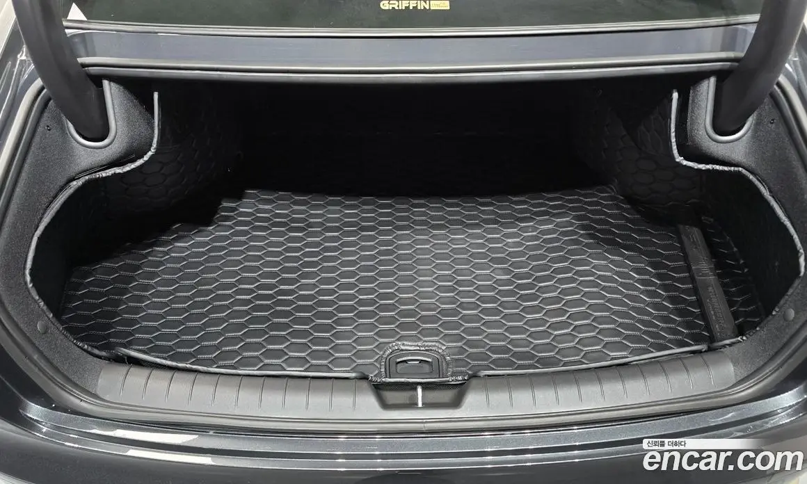 Hyundai Grandeur 2025 1.6 автомат (гидро), фото 31