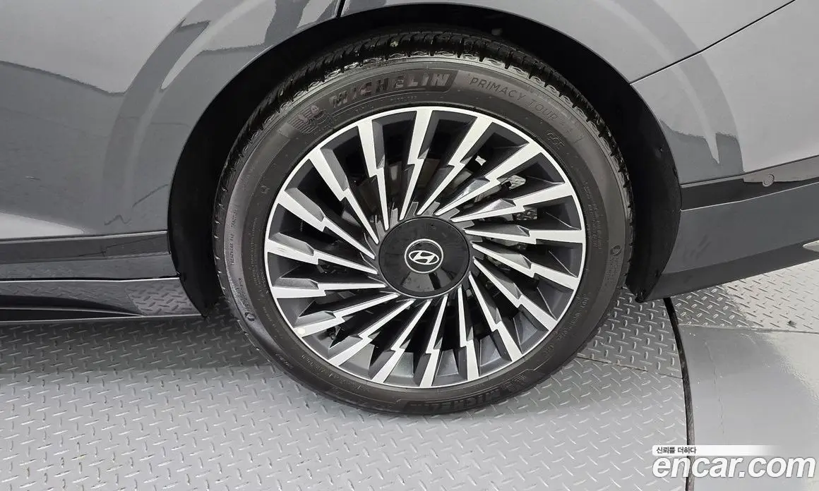 Hyundai Grandeur 2025 1.6 автомат (гидро), фото 7
