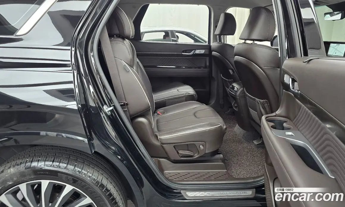 Hyundai Palisade 2023 3.8 автомат (гидро), фото 12