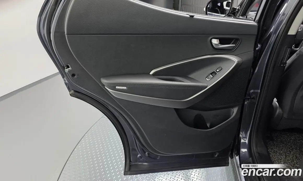Hyundai Santa Fe 2016 2.0 автомат (гидро), фото 15