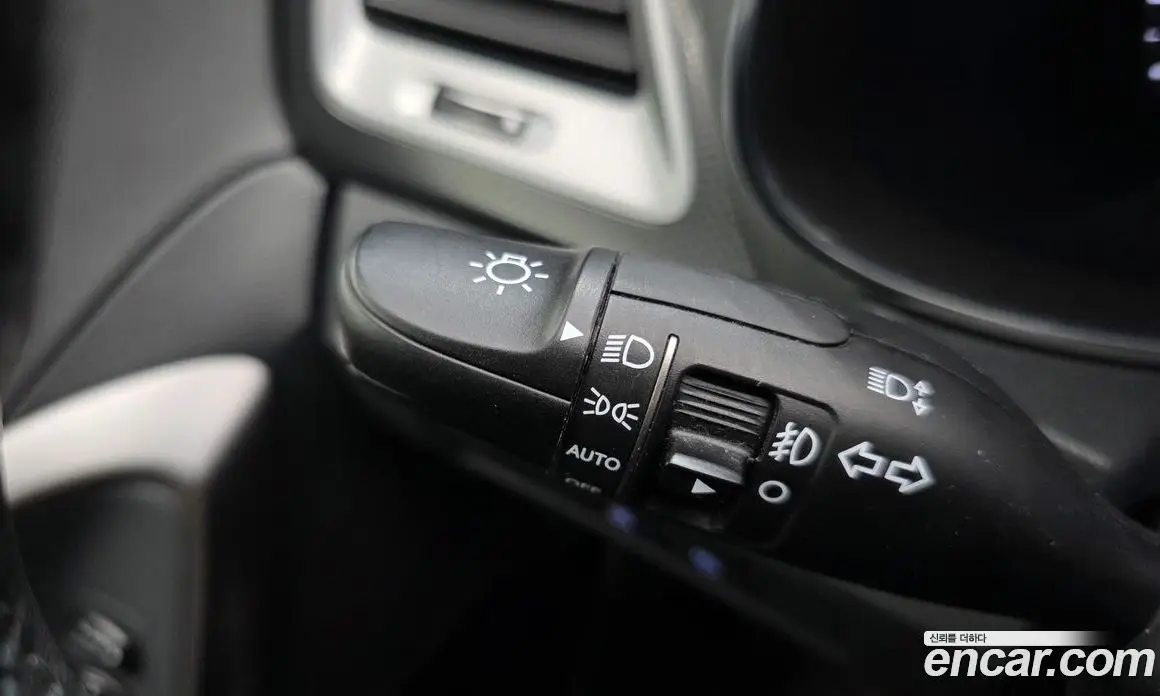 Hyundai Santa Fe 2016 2.0 автомат (гидро), фото 29