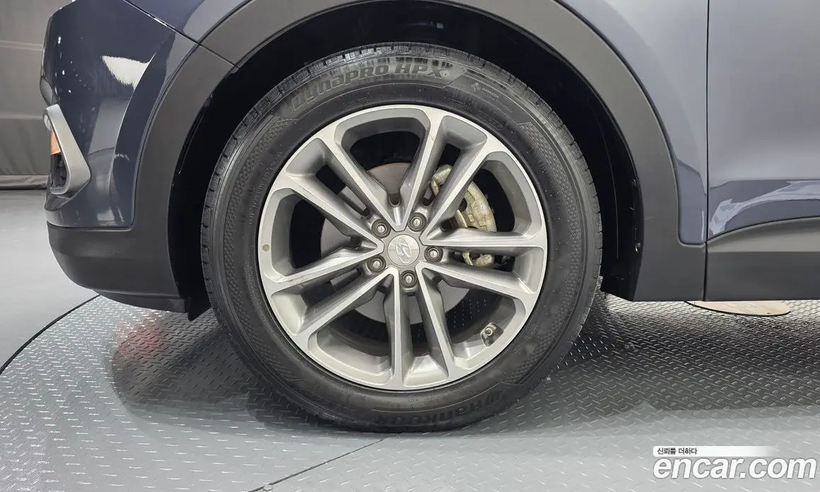 Hyundai Santa Fe 2016 2.0 автомат (гидро), фото 5