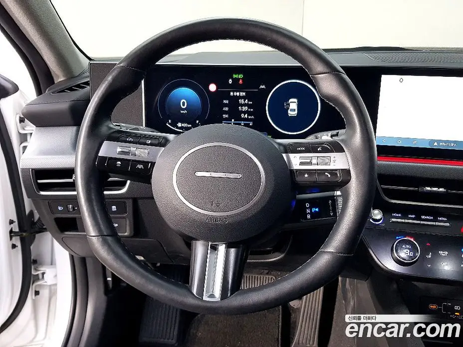 Hyundai Sonata 2023 2.0 автомат (гидро), фото 10