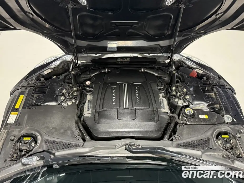 Jaguar F-Type 2015 3.0 автомат (гидро), фото 11 Jaguar F-Type 2015 3.0 автомат (гидро), фото 11