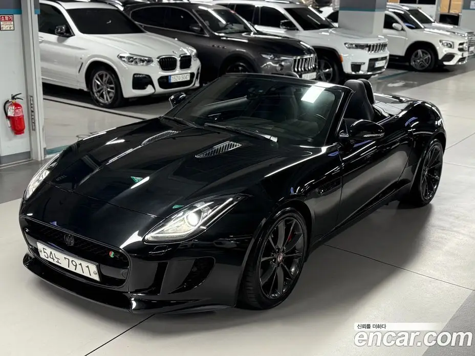 Jaguar F-Type 2015 3.0 автомат (гидро), фото 6 Jaguar F-Type 2015 3.0 автомат (гидро), фото 6