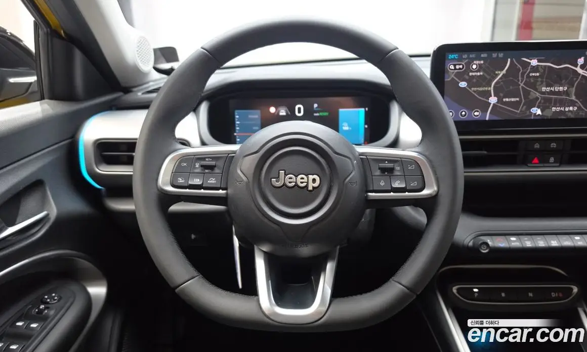 Jeep Avenger 2024 0.1 автомат (гидро), фото 19