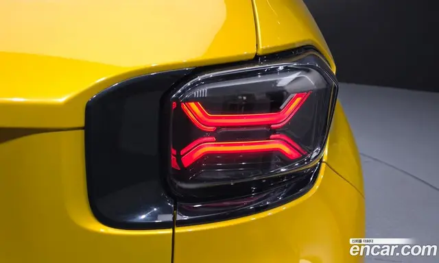 Jeep Avenger 2024 0.1 автомат (гидро), миниатюра 9