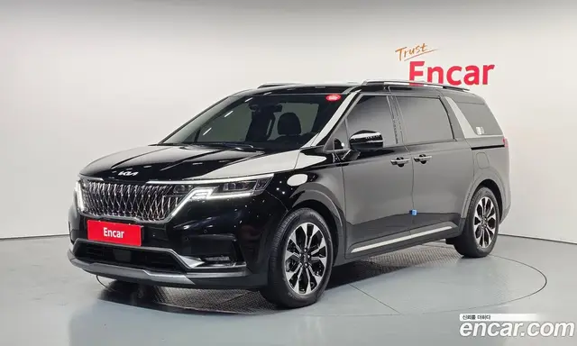 Kia Carnival, 2023, 4 804 км