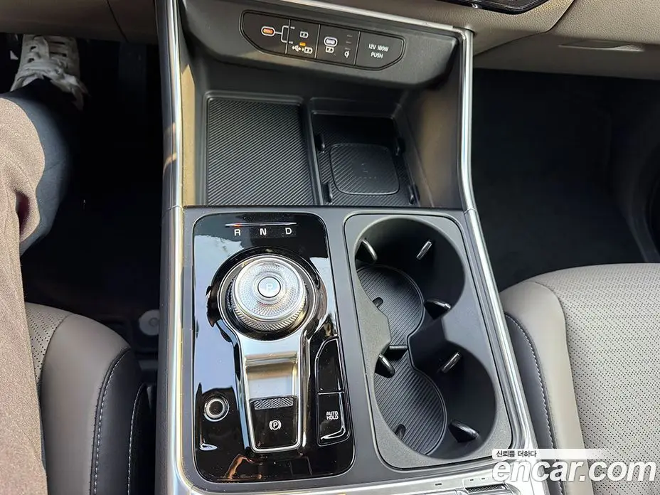 Kia Carnival 2026 1.6 автомат (гидро), фото 13
