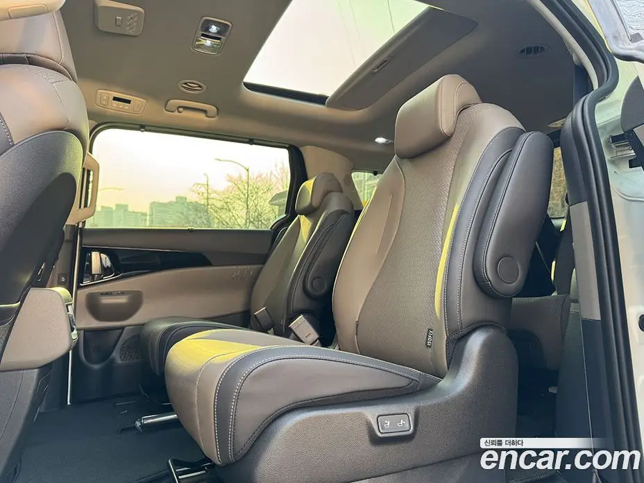 Kia Carnival 2026 1.6 автомат (гидро), фото 7